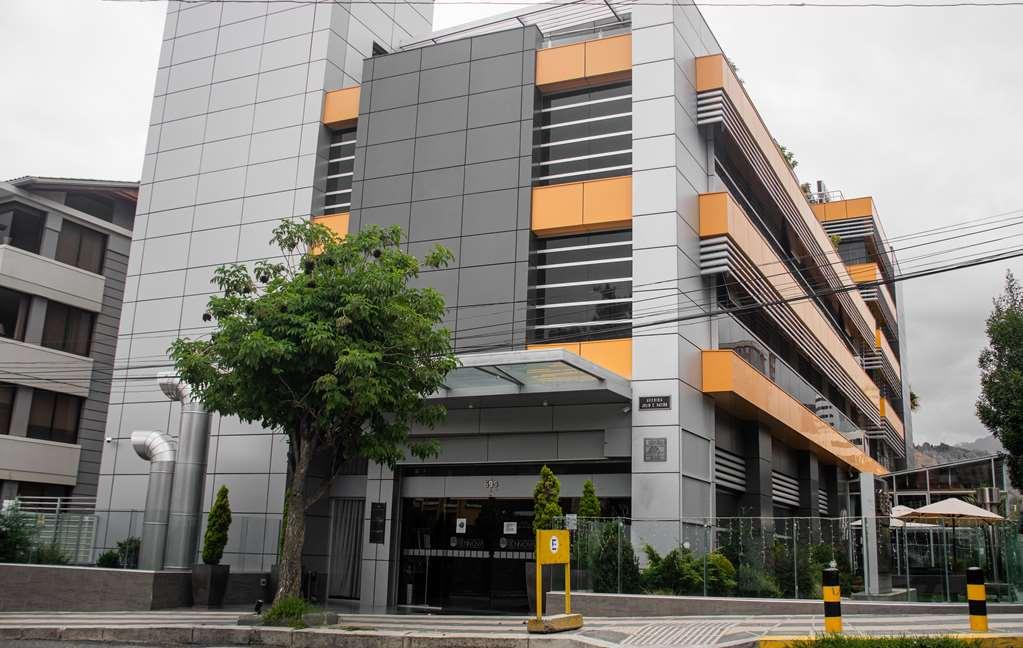 雷诺瓦酒店 拉巴斯 外观 照片